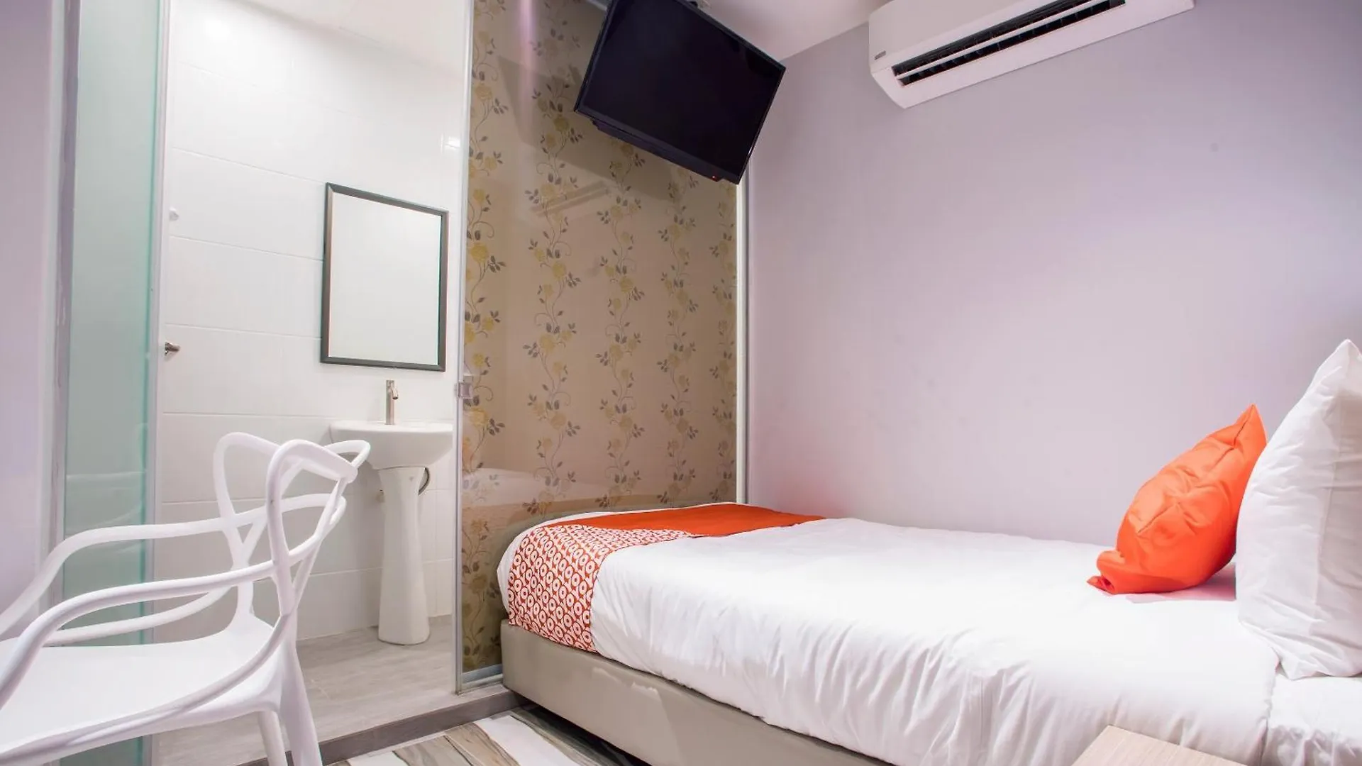 Hotel O Gs Hotels Near Strand Mall Petaling Jaya Malezja