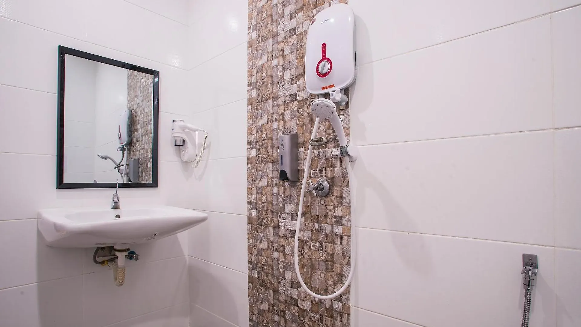 Hotel O Gs Hotels Near Strand Mall Petaling Jaya