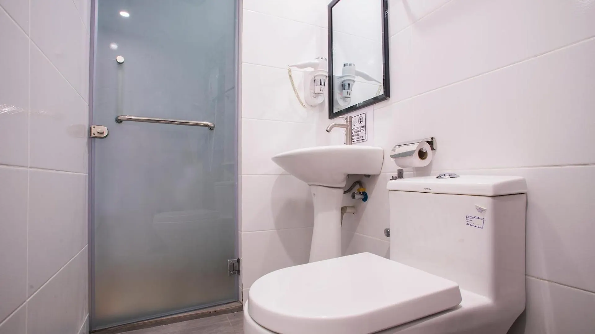 Hotel O Gs Hotels Near Strand Mall Petaling Jaya